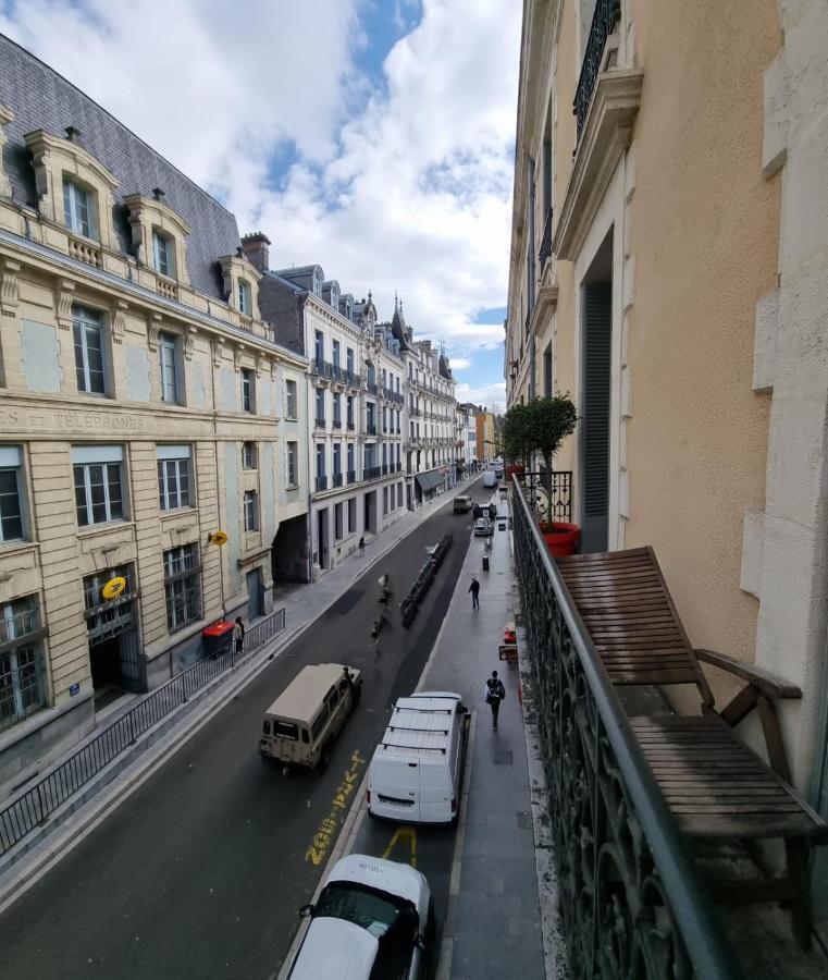 Appartement Gambetta Pau Exteriör bild